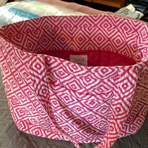 Nice overnight/weekender. bag